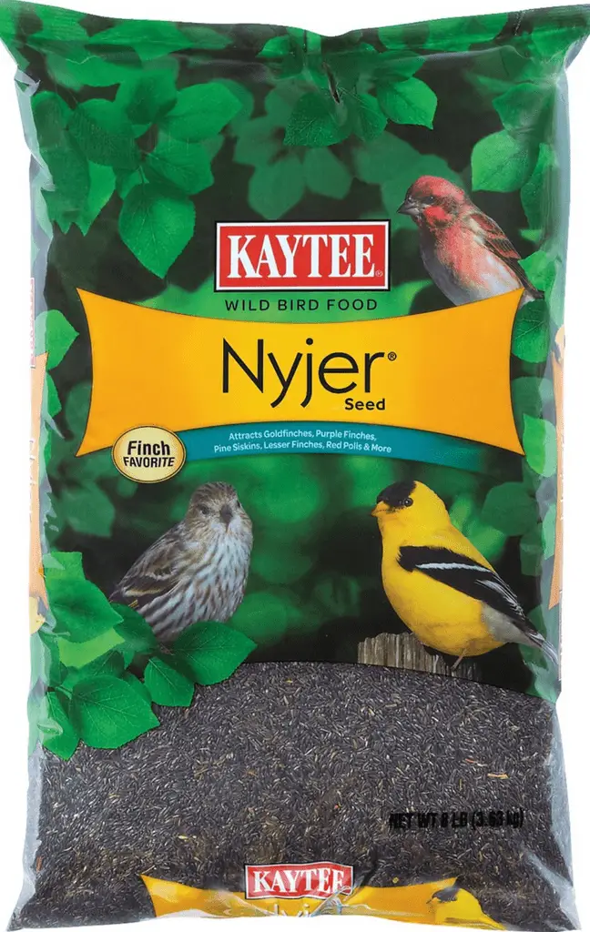 Ofrezca semillas de Nyjer para atraer más pinzones