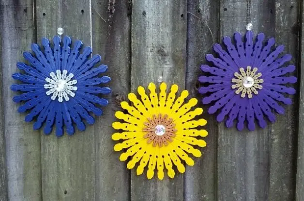 Artesanía de flores con pinzas para la ropa | Artesanías De Flores